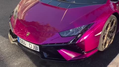 Huracan Tecnica in exclusive viola color #car #cars #supercar #supercars #lamborghini #golf #tecnica