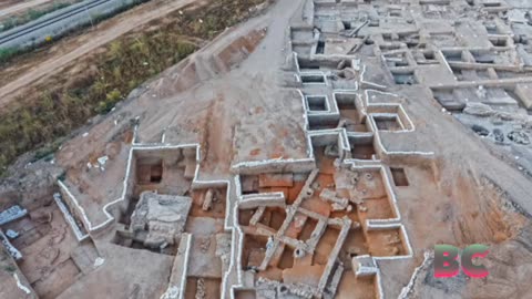 Strange Ancient Burials Found in Southern Israel