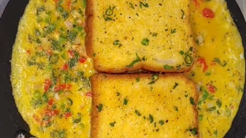 Cheesy Bread Omelette|yummy test| Follow Me