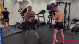 Andrew Tate teaches how to fight