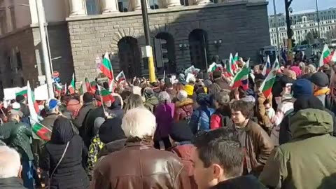 Strong protests in Bulgaria against NATO