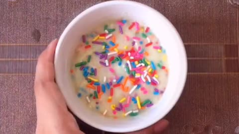 One Minute Vanilla Mug Cake | Eggless Microwave Cake