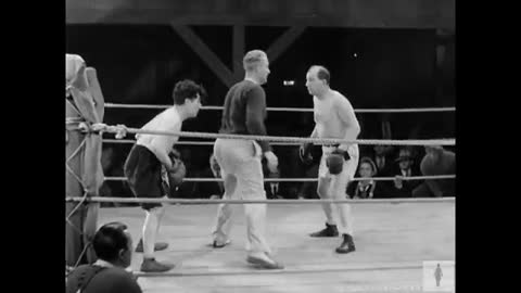 Charlie Chaplin - Boxing Match (City Lights, 1931)