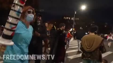 BREAKING! Currently happening in New York City! Anti-vaccine protesters