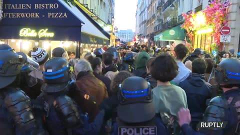 France: Tensions run high at protest against pension reform in Paris - 19.03.2023