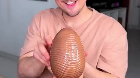 What is the best way to open CHOCOLATE egg?😎❤️🍫🥚| CHEFKOUDY