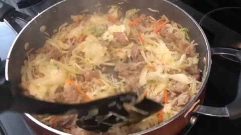 What's For Dinner (#104) Egg Roll Ramen Skillet Easy Family Dinner Ideas!