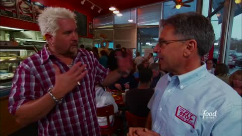 23_Guy Fieri Eats Spaghetti Squash at the Pit Stop Diners, Drive-Ins and Dives Food Network
