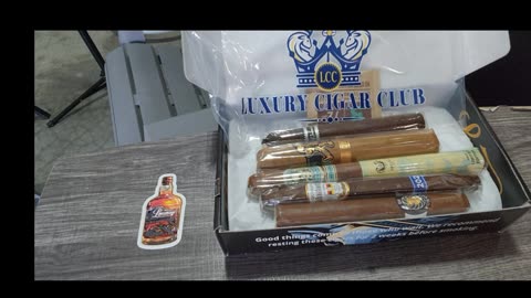 Luxury Cigar Club 9/2023 Sapphire