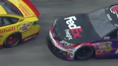 Joey Logano once Tried to fight Denny Hamlin After Bristol Bumping Incident.