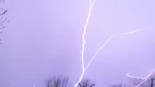 Wow huge lightning strikes captured in Kansas USA