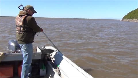 Dip netting Salmon On The Yukon River with yukonjeff