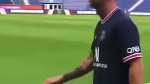Messi will wear shirt 30 at PSG