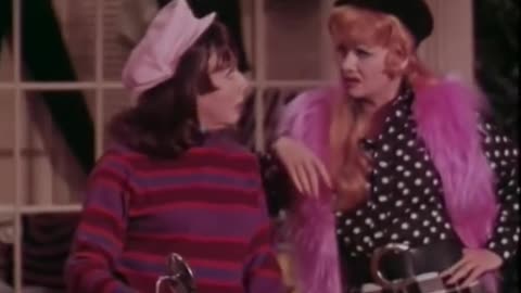 The Lucy Show - S5E15 VIV VISITS LUCY