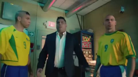 Nike Football Metaverse - Interesting ad with Ronaldinho and Mbappe