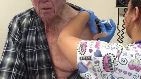 Brave 93-Year-Old Jokes With The Nurse While Getting His Flu Shot