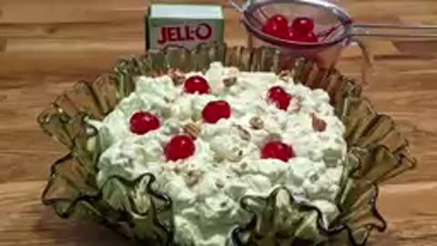 1970's Watergate Salad Recipe - What Makes it so Good? - Recipe History