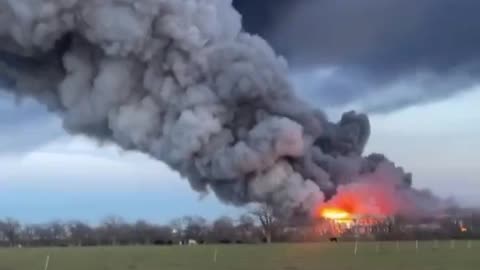 🚨BREAKING: A large explosion with a significant Fire Erupted at Feather Crest Farm Chicken Plant