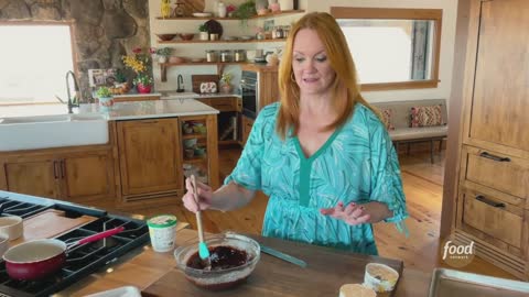 107_Ree Drummond's Cookie Ice Cream Sandwiches The Pioneer Woman Food Network