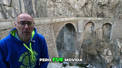 Increíble historia: La gran piedra que salvó un puente en Suiza en el siglo XX