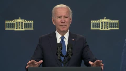 Biden spells “dot” while reading the website reportfraud.ftc.gov name