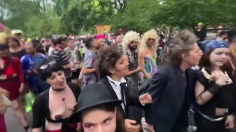 NYC DRAG MARCHERS CHANT “WER’RE HERE WE’RE QUEER WE’RE COMING FOR YOUR CHILDREN