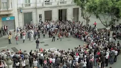 A Little Girl Gives A Coin To A Street Musician And Gets The Best Surprise In Return.