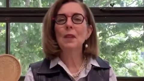 DERANGED Oregon Governor Kate Brown Pushes Outdoors Mask Mandate!