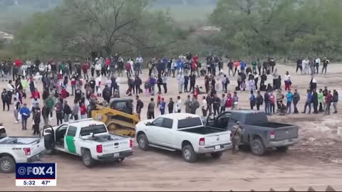 Texas El Paso Mayor Declares State Of Emergency Ahead of Incoming Undocumented Border Crossers