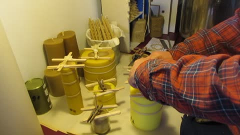 How I make 100% Beeswax Candles