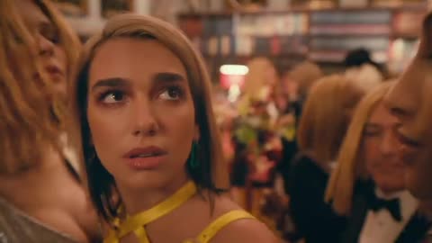 Dua Lipa - Don't Start Now (Official Music Video)