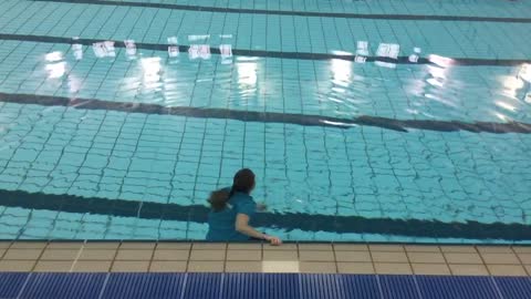 Derby Active Learn to Swim - Push & Glide with log roll