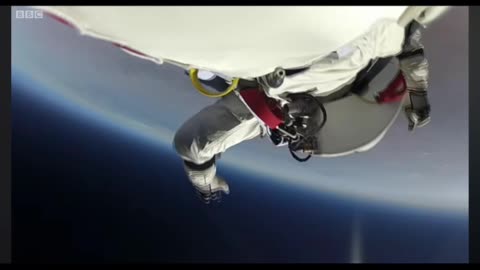 Felix Baumgartner jumps from space back to Earth hosted by Redbull space dive! 😳 PART 2