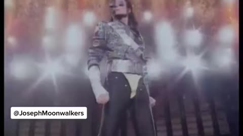 Crowd losing their minds over Michael Jackson literally standing still