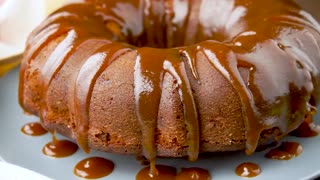 Million Dollar Pound Cake | Easier Eats