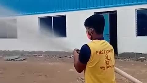 Fire fighter