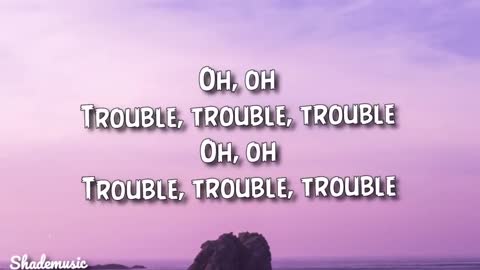 Taylor Swift - I Knew You Were Trouble (Lyrics)