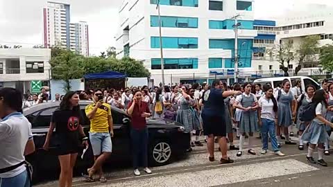 Protesta en el colegio Biffi