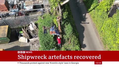 Shipwreck artefacts recovered off the coast ofUK | BBC News