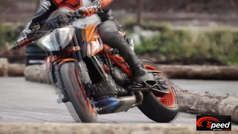 "Redefining the Ride: The Heart-Stopping Dance of the Drift Master" 🌟🏍️💨 #SafetyThrills