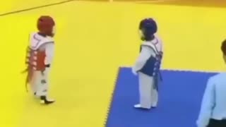 little boy ended the fight with just one blow