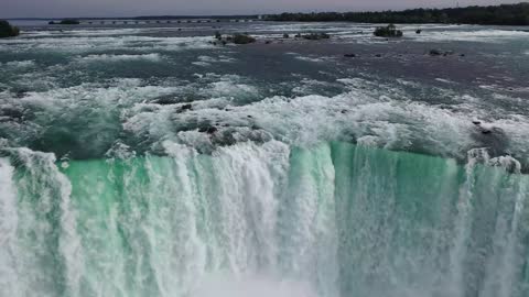 Niagara falls-water falls
