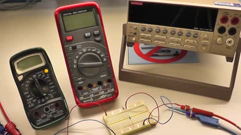 How to use and handle a digital multimeter part 1 (EEEL1-3)
