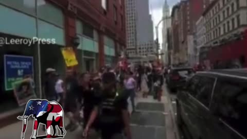 Anti-Mandate Protesters in NYC Chant "Fire Fauci"!