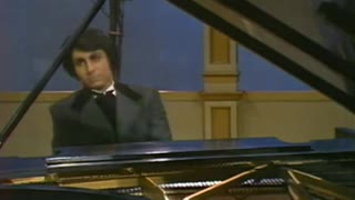 Dino Kartsonakis at the Piano plays "Beyond The Sunset"