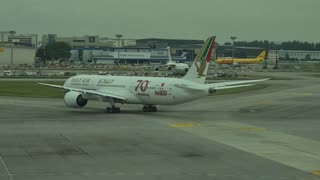 Boeing 787-9 GULF AIR A9C-FG taxiing before takeoff in return to Manama