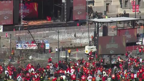 1 person dead, more than 20 wounded in shooting following Super Bowl parade
