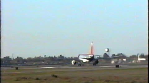 Airliners at San Francisco and San Jose in the mid-1990s