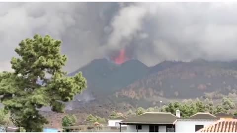 New Volcanic Explosion at La Palma Volcano 9-24-2021