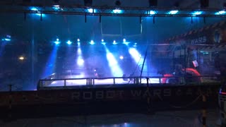 Robot Wars Guildford 2016: Behemoth Vs Stinger Vs TR2